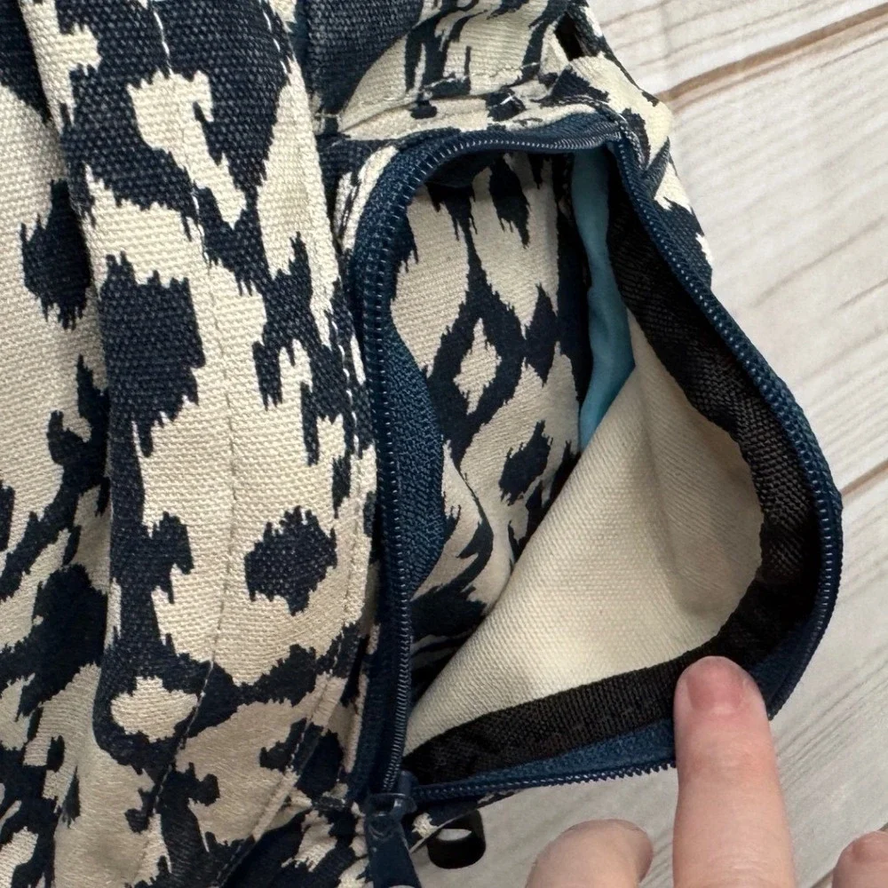KAVU Rope Bag Sling Backpack Navy White Geometric Canvas Crossbody